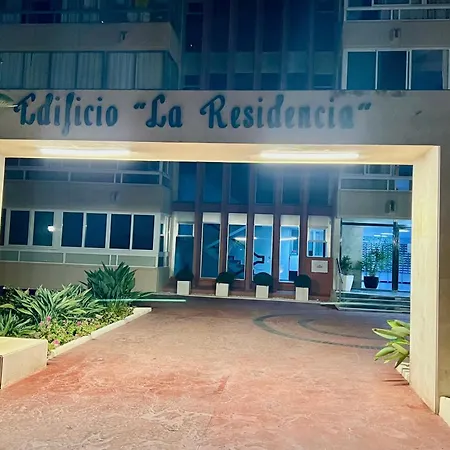 Appartamento Beachfront- Junto A La Playa Y Con Impresionantes Vistas Al Mar Marbella