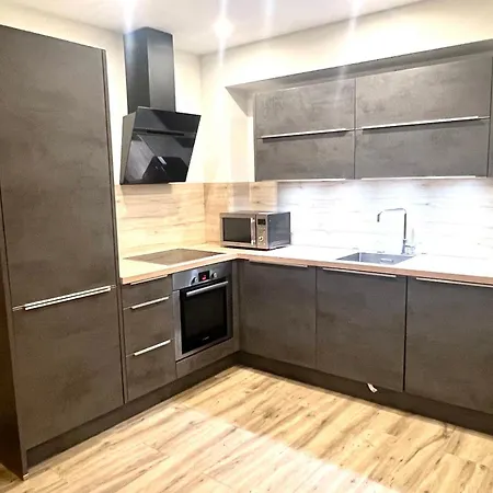 Beachfront- Junto A La Playa Y Con Impresionantes Vistas Al Mar