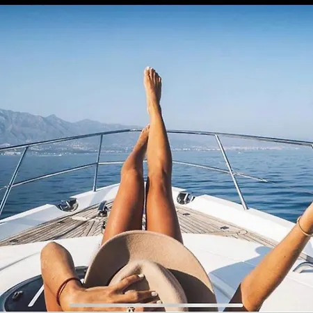 Apartamento Beachfront- Junto A La Playa Y Con Impresionantes Vistas Al Mar