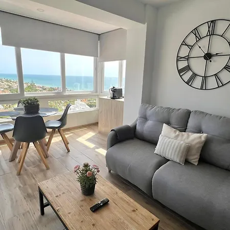 Apartamento Beachfront- Junto A La Playa Y Con Impresionantes Vistas Al Mar *