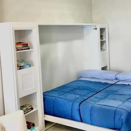 Beachfront- Junto A La Playa Y Con Impresionantes Vistas Al Mar Marbella