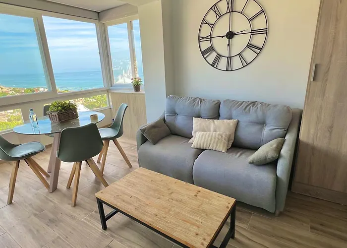 Apartman Beachfront- Junto A La Playa Y Con Impresionantes Vistas Al Mar *