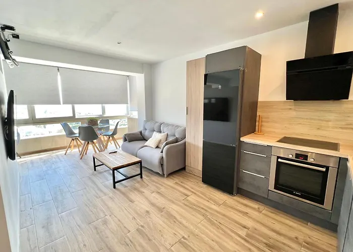Beachfront- Junto A La Playa Y Con Impresionantes Vistas Al Mar Apartman Marbella