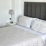 Lägenhet Beachfront- Junto A La Playa Y Con Impresionantes Vistas Al Mar Marbella