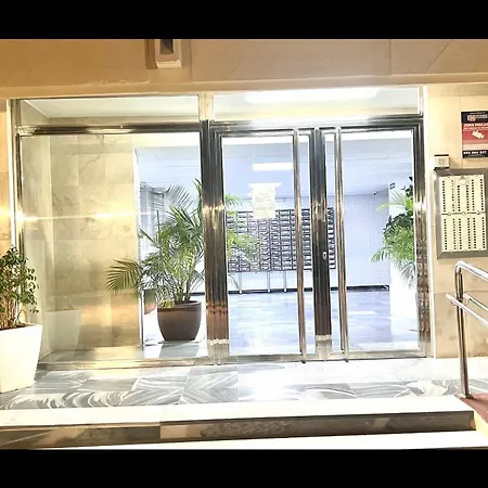 Beachfront- Junto A La Playa Y Con Impresionantes Vistas Al Mar Апартаменты *