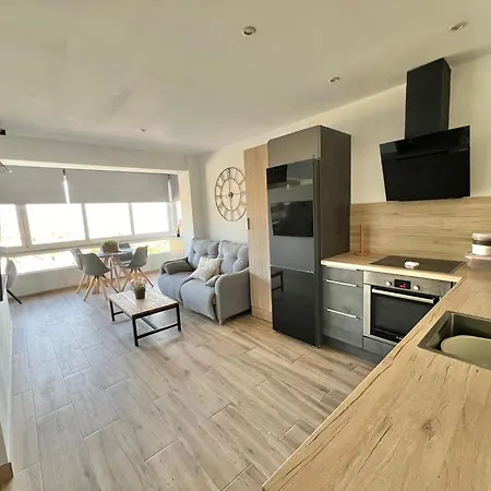 Апартаменты Beachfront- Junto A La Playa Y Con Impresionantes Vistas Al Mar Марбелья