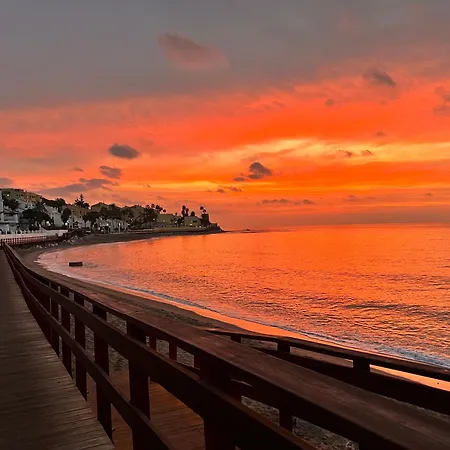 Beachfront- Junto A La Playa Y Con Impresionantes Vistas Al Mar * ماربيا
