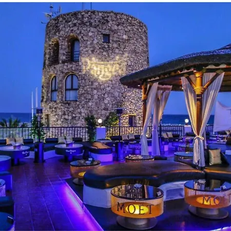 Апартаменты Beachfront- Junto A La Playa Y Con Impresionantes Vistas Al Mar *