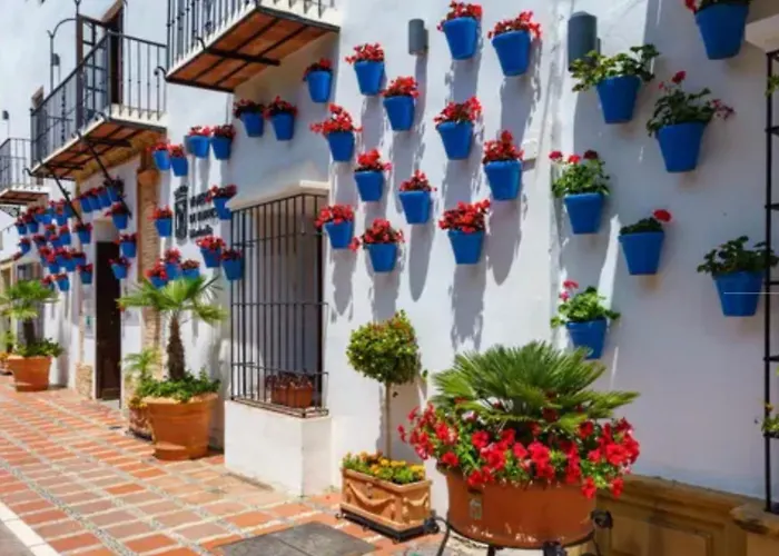 Beachfront- Junto A La Playa Y Con Impresionantes Vistas Al Mar Apartmán