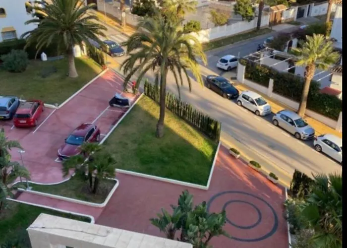 Beachfront- Junto A La Playa Y Con Impresionantes Vistas Al Mar *