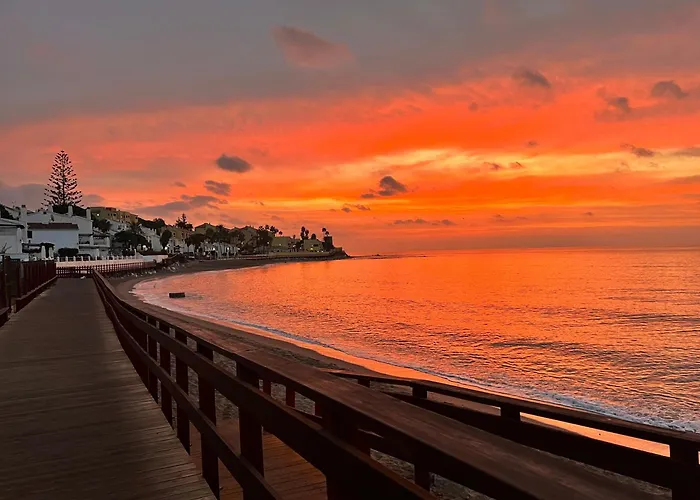 Beachfront- Junto A La Playa Y Con Impresionantes Vistas Al Mar * ماربيا